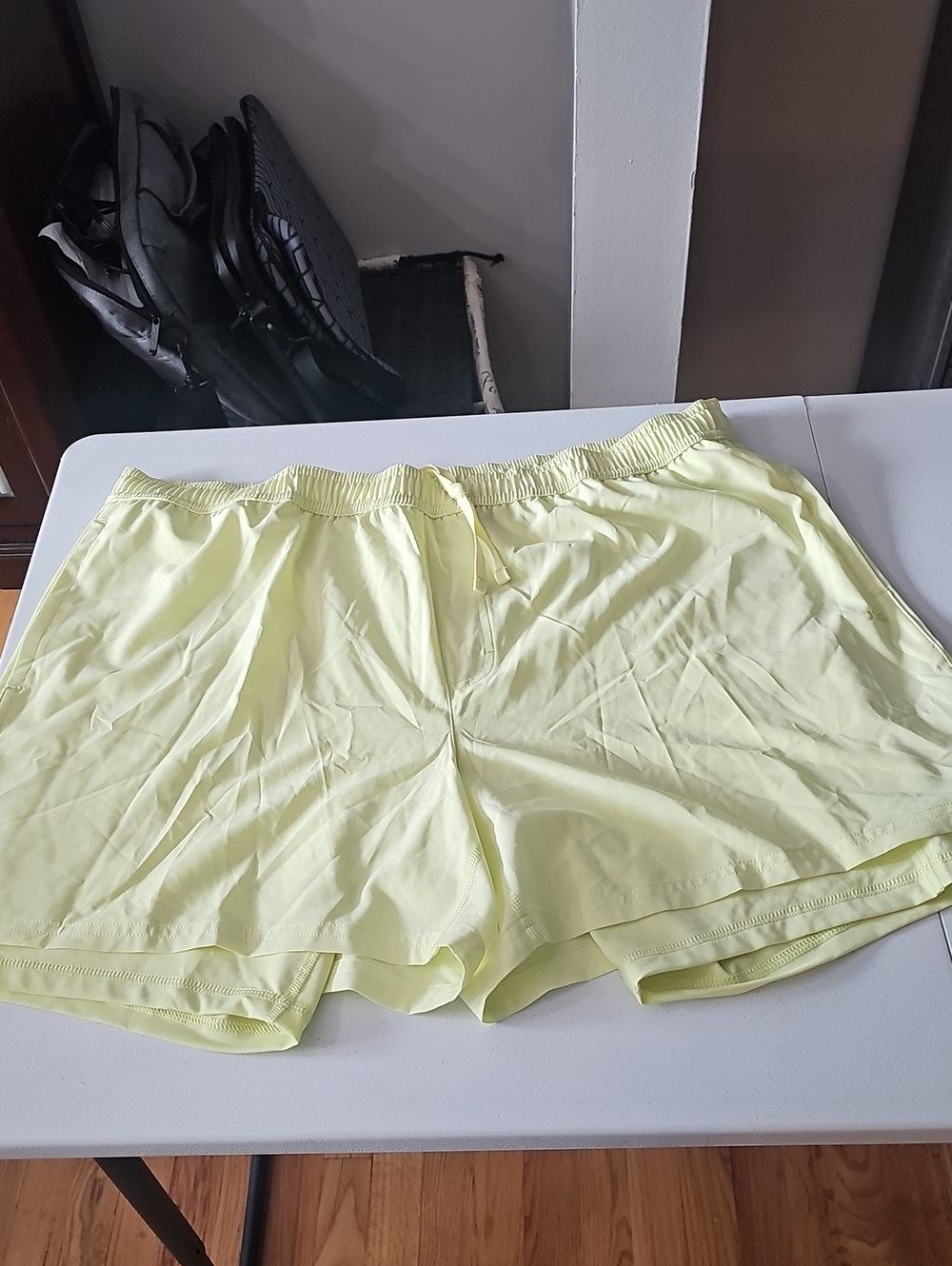 DSG Men's Pale Yellow Athletic Shorts